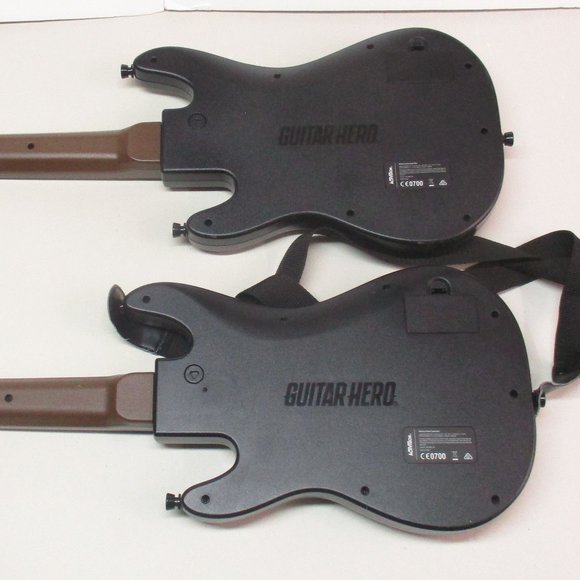 2 Nintendo WII U Guitar Hero Guitars NO Game or Dongle - Picture 4 of 7